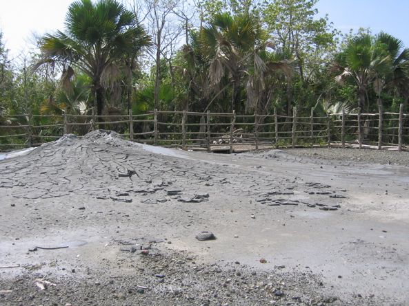 Baratang - Zentraler 'Krater des Schlammvulkans